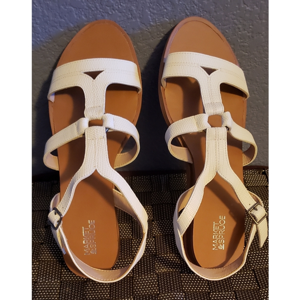 White Market & Spruce Sandals